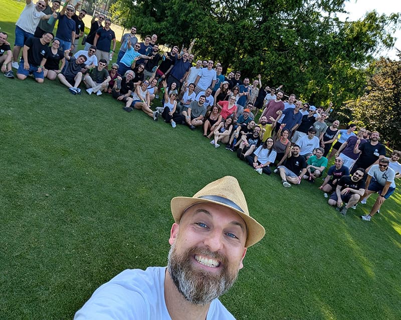 🤝 Corporate team building