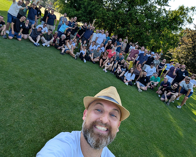 🤝 Corporate team building
